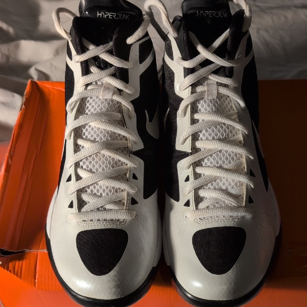 Nike Hyperdunk Black White Athletic Sneakers